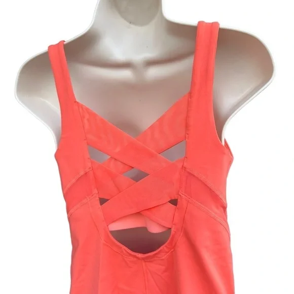 Lululemon Rise and Flow Tank Sz 8 In Cape Red Luxtreme - Picture 11 of 12